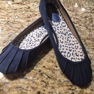 Ollio Navy Blue Women’s Pleated Ballet Flats